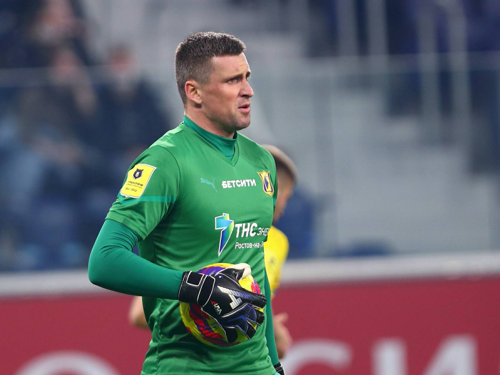 Песьяков: С женой всё никак не можем потратить миллиарды, которые нам перевёл &laquo;Зенит&raquo;