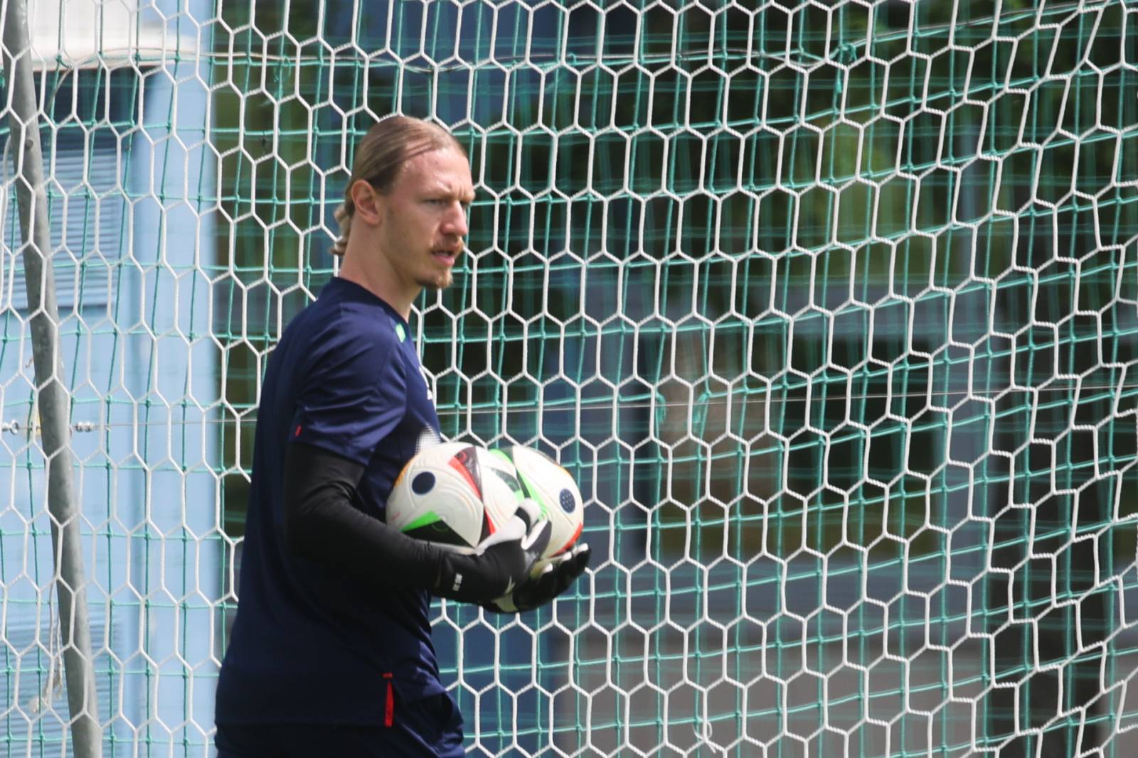 Буффон прокомментировал переход Сафонова в &laquo;ПСЖ&raquo;