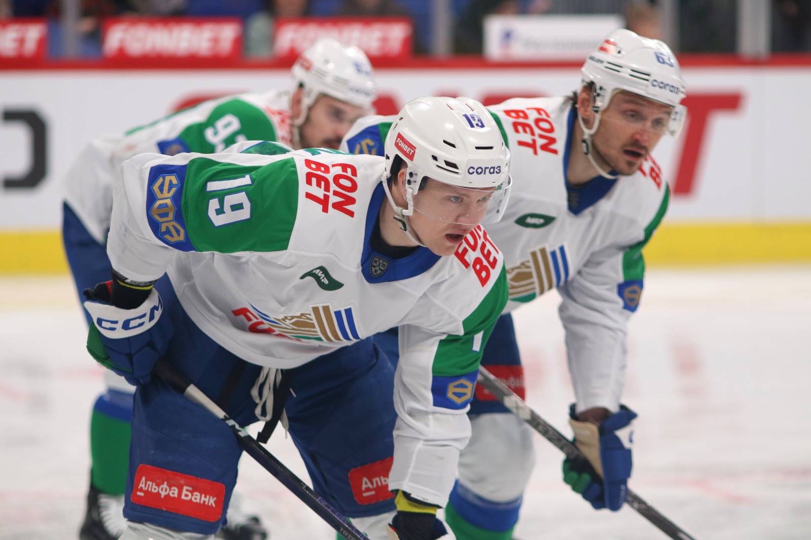 &laquo;Салават Юлаев&raquo; переиграл &laquo;Авангард&raquo; в матче КХЛ