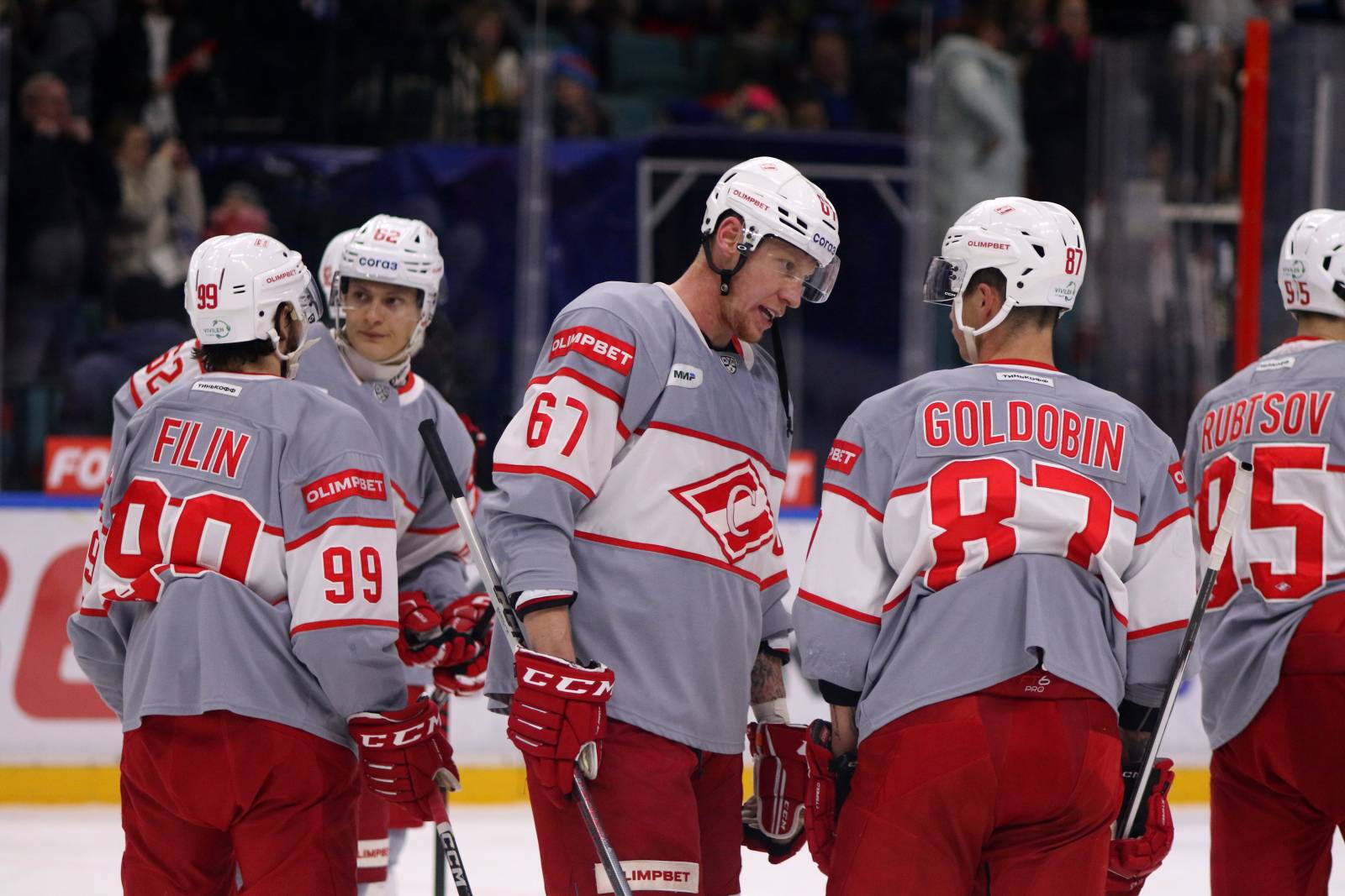 Московский &laquo;Спартак&raquo; в матче с девятью голами обыграл &laquo;Амур&raquo;