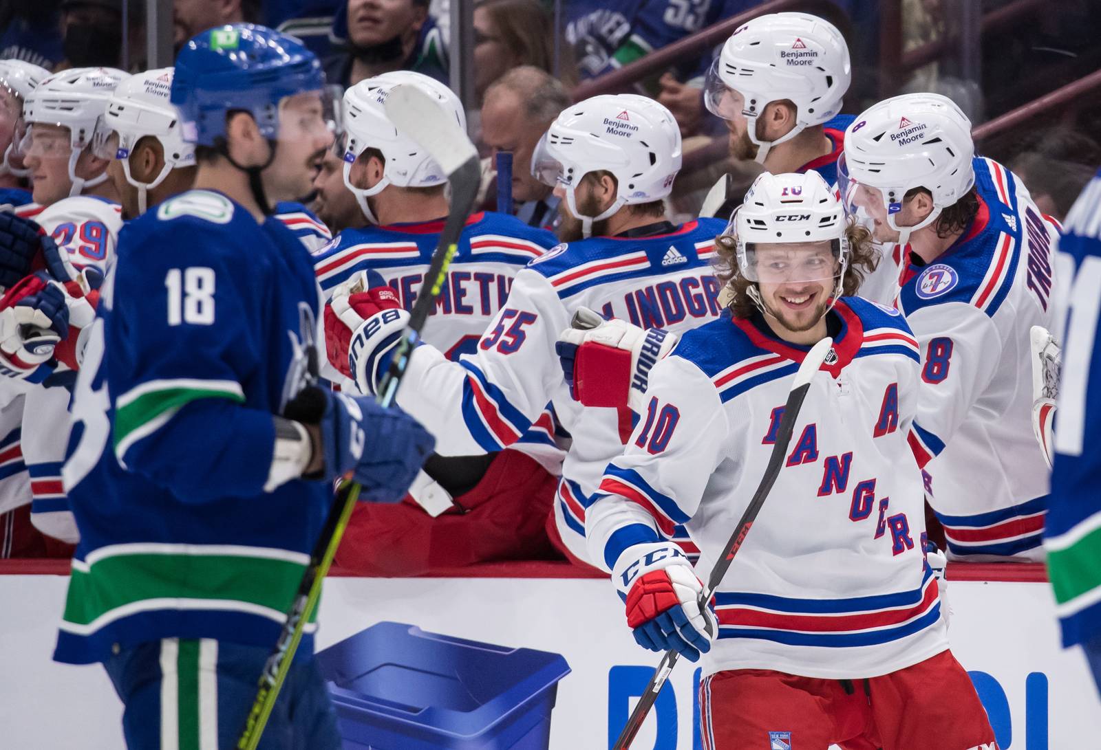 Панарин поучаствовал в победе &laquo;Рейнджерс&raquo; над &laquo;Торонто&raquo; в матче НХЛ