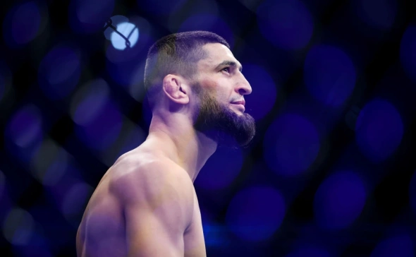 Хамзат Чимаев пообещал привезти чемпионский пояс UFC в Россию в случае победы